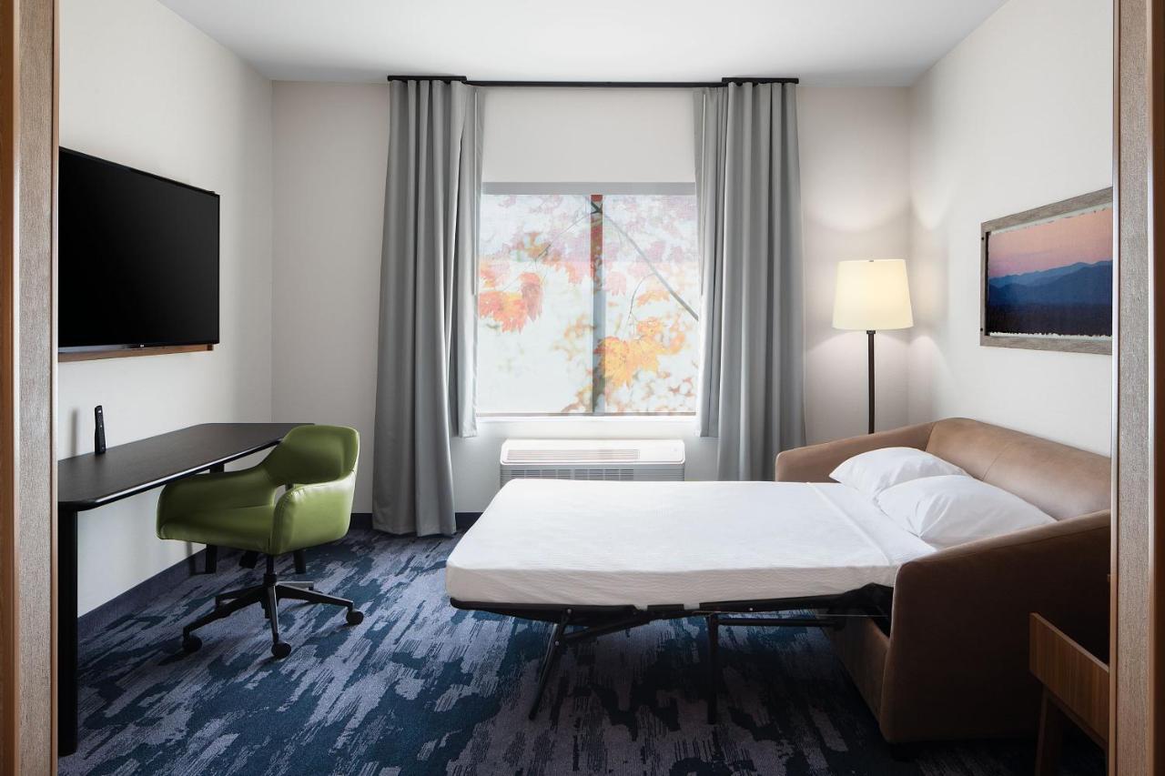 Fairfield By Marriott Inn & Suites Whitsett Greensboro East Eksteriør billede